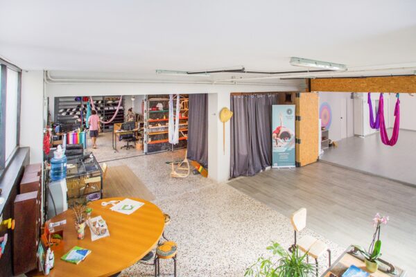 salachi-inexarchia-petralona-ayama-yoga-2